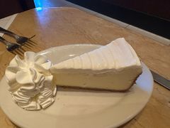 -The Cheesecake Factory(baldwin avenue)