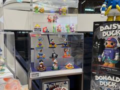 -泡泡玛特POPMART (北京超极合生汇店)