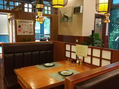 卡座-竹马炭火烤肉(南屏店)