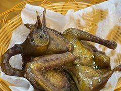 盐焗乳鸽-煲煲掂风味煲仔饭餐厅(西区店)