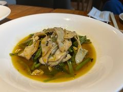 烧椒拌鲜鲍-渝半城经典川粤菜(重庆天地店)