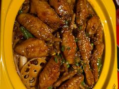 -多嘴肉蟹煲(万达店)