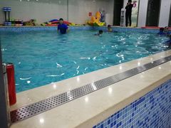 -乐悠游亲子游泳俱乐部