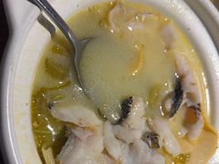 -九锅一堂酸菜鱼(万达广场店)
