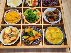 -轻蔬不用等·素食(江苏路店)