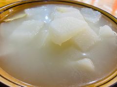 -一品红烧鸭特色川菜(三岔湖店)