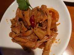 -钳小厨疯味1987肉蟹煲(美一城广场店)