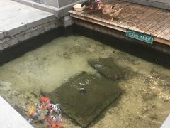 -泉乐坊步行街(烟酒特产平价超市店)