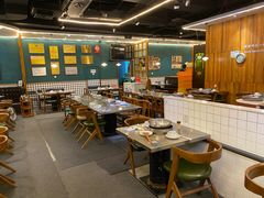 大堂-胡须佬鸡煲四季火锅店(石厦西村直营店)