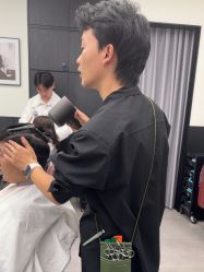 -侨治发型