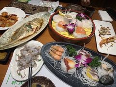 -青瓦餐厅·生鱼片·韩园烤肉(西塔店)