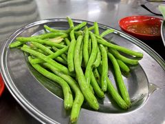 炒豆苗-黄亚华小食店(Jalan Alor)