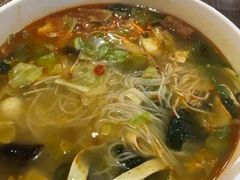 -周彦辰重庆火锅米线·冒菜(万达总店)