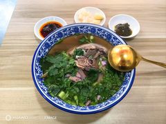-丰登陕西水盆牛羊肉·泡馍
