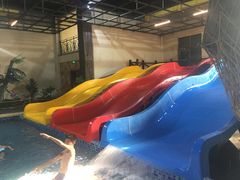 -泉城欧乐堡戏水湾艺术养生温泉