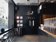-喜茶(深圳万象城黑金店)