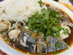 岳记剁椒鱼头-岳季煎饺