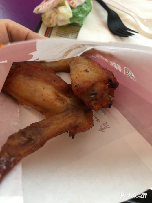 肯德基(麓山店)新奥尔良烤翅图片 - 第1张