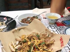 -新李记 · 口味菜馆(南郊公园店)