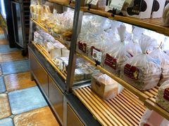 -苹果花园(龙漕路店)
