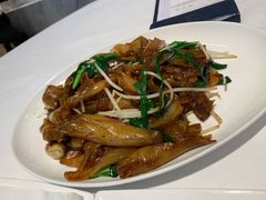 韭菜芽菜炒猪肠粉-花城苑广府菜(侨鑫店)