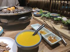 -明洞阿姨·韩式酱蟹烤肉·创意料理(三元桥店)