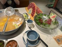 金银酸汤鸳鸯锅-左庭右院鲜牛肉火锅(南通CBD大有境店)