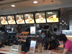 -麦当劳(深圳北站高铁店)