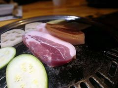 -唯成•韩国炭火烤肉 유성고기