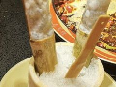 -在蜀里·一米肥牛老火锅(黄埔店)
