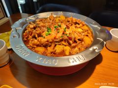 -钳小厨疯味1987肉蟹煲(美一城广场店)