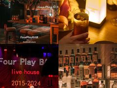 -FOUR PLAY BAR