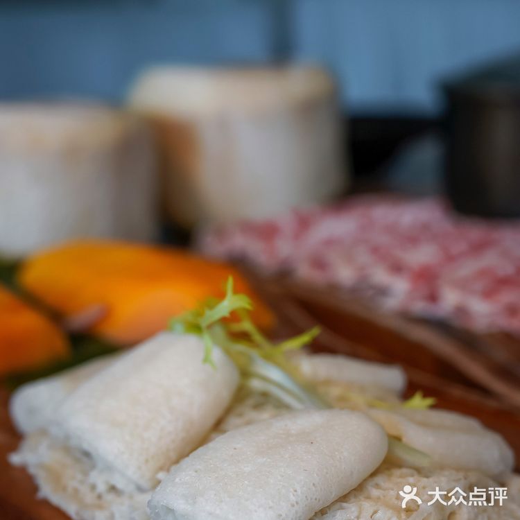 【三亚美食探店丨嗲嗲椰子鸡】