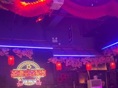 -喜鹊音乐酒馆(西街店)