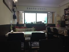 -武汉境自在書店