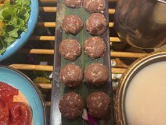 -老牌坊云南鱼豆花火锅(爱建店)