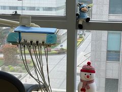 -瑞尔齿科(上海长风大悦城店)