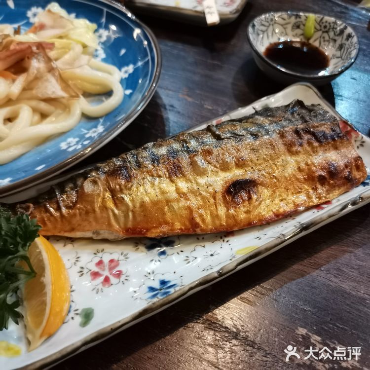 上海外滩必吃榜寿司店！静静的俘获你的胃～