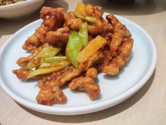菠萝糖醋肉-吕氏疙瘩汤·海鲜新鲁菜(凯德mall新都心店)