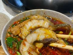 -肖肖酸萝卜鱼火锅(总店)