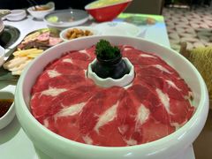 -洪氏嗨捞·广东猪肚鸡·椰子鸡火锅(西咸万象城店)