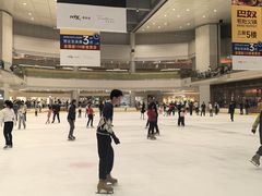 -冰纷万象滑冰场(深圳万象城店)