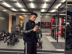 -FUSION FITNESS 热炼健身(万象天地店)