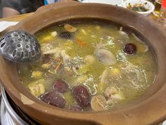 -广味炭炉鸡煲(宝业路分店)