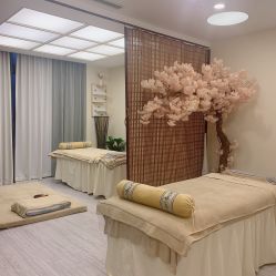 -至臻康妍健康管理中心
