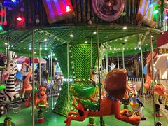 -顺德大良半月城游乐场