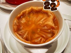鲜蟹肉龙虾汤包-北京厨房(SKP店)