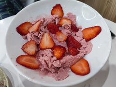 草莓牛奶冰-糖潮糖水铺(省府店)