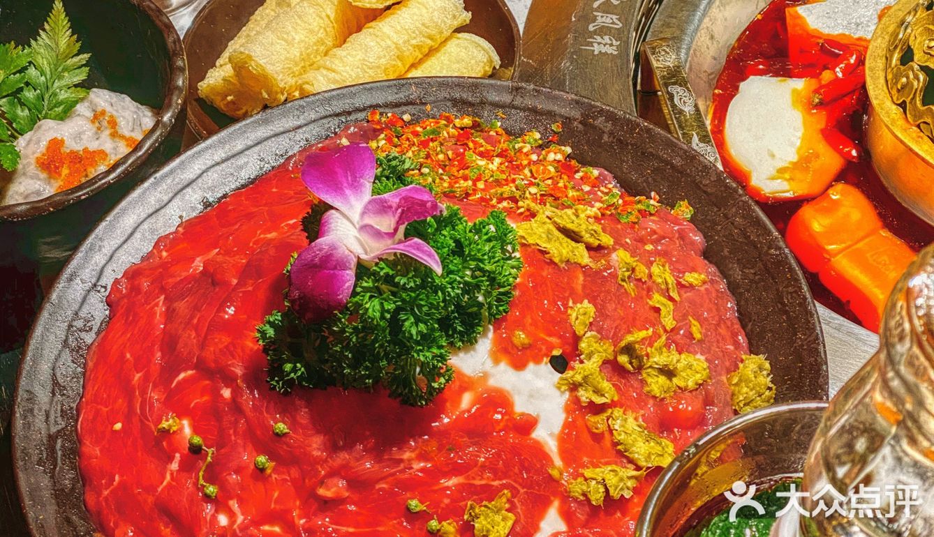 天津探店✨甜品免费无限吃❗️这家民国风火锅店超爱❗️