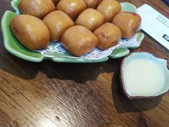 -靓蛙馆